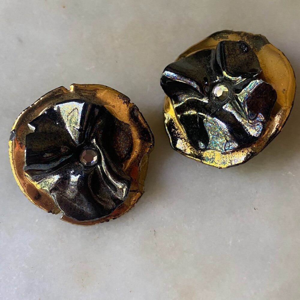 Amy Lacombe Vintage Brutalist Gunmetal Flower Stud Earrings Goth Industrial 80s